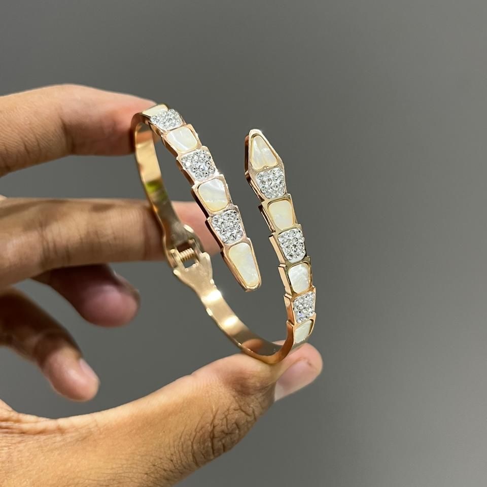 MOP snake Bracelet