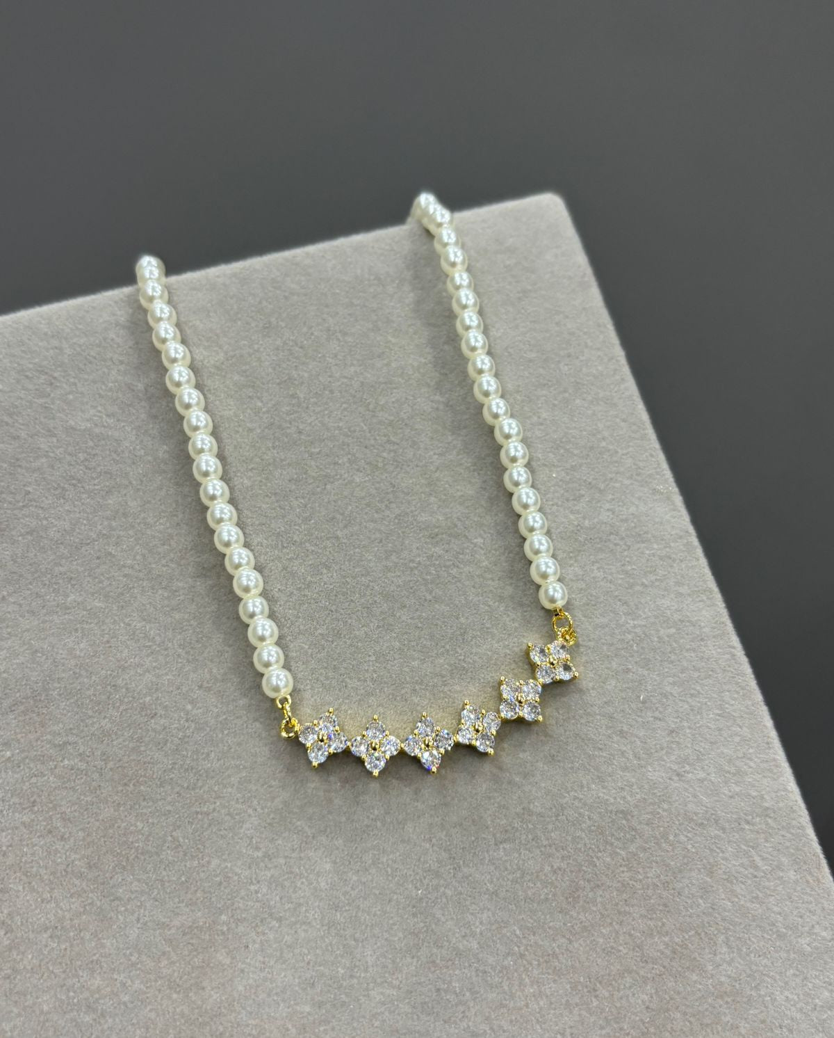 Rhombus Pearl Necklace