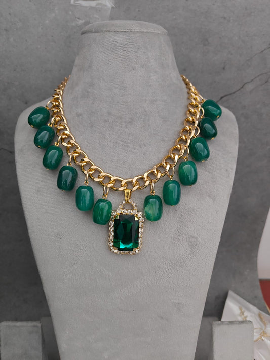 Emrald Green choker