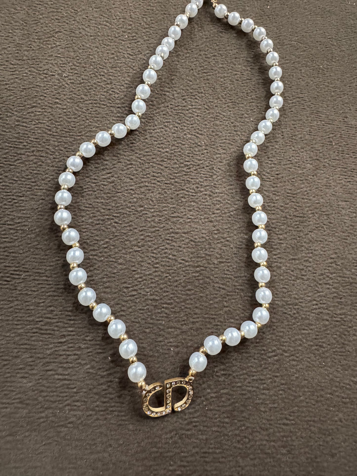 CD pearl Necklace