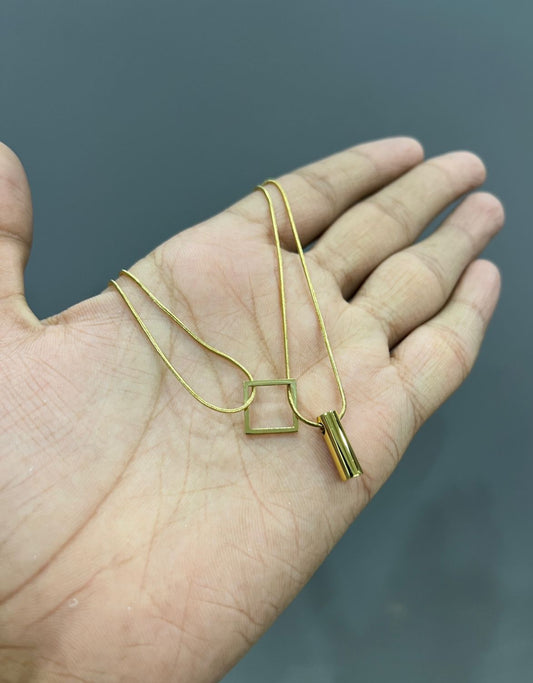 Geomatrical pendant chain