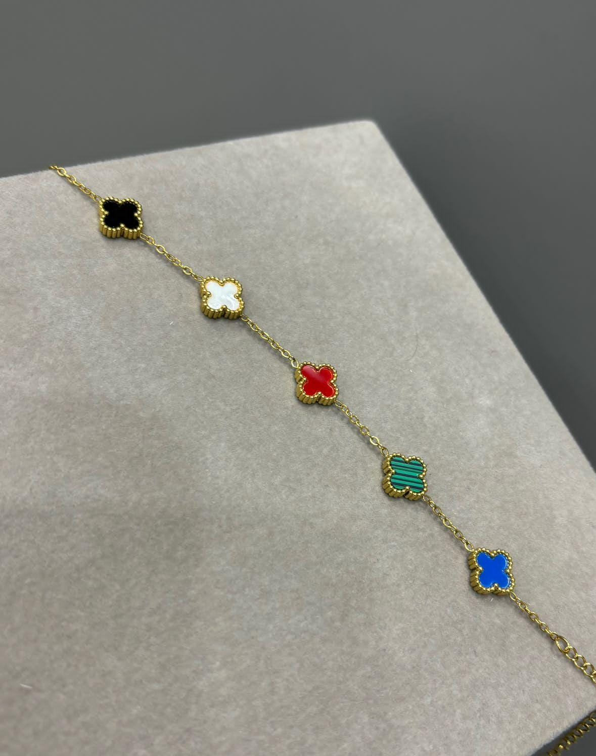 Clover sleek braclet