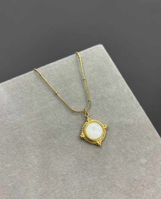 MOP Round Star pendant